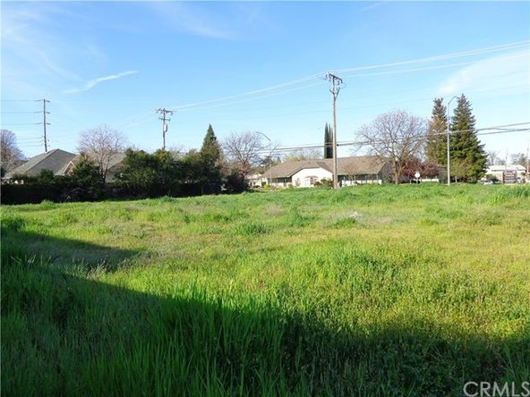 24 Elisha Ct, Chico, CA 95973